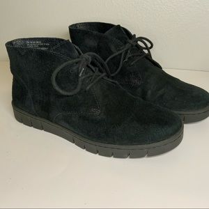 BORN Calluna Suede Black Size 7